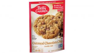 Betty Crocker Cookie Mix Oatmeal Chocolate Chip 496g Coopers Candy