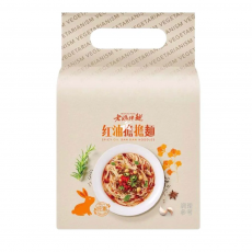 Moms Dry Noodle Dan Dan Chili Oil (3-portioner) 405g (BF: 2023-12-25) Coopers Candy