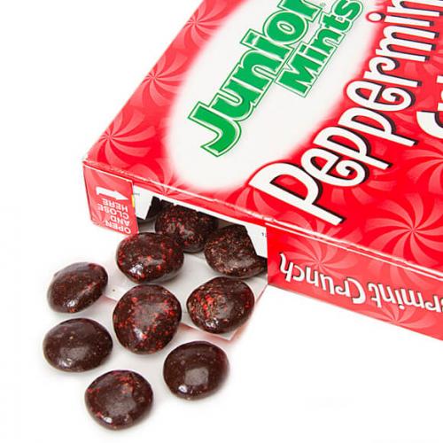 Köp Junior Mints Peppermint Crunch 99g hos Coopers Candy