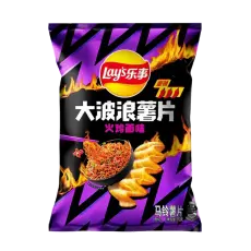 Lays Potatischips Big Wave Hot Chicken Noodle Smak 70g Coopers Candy