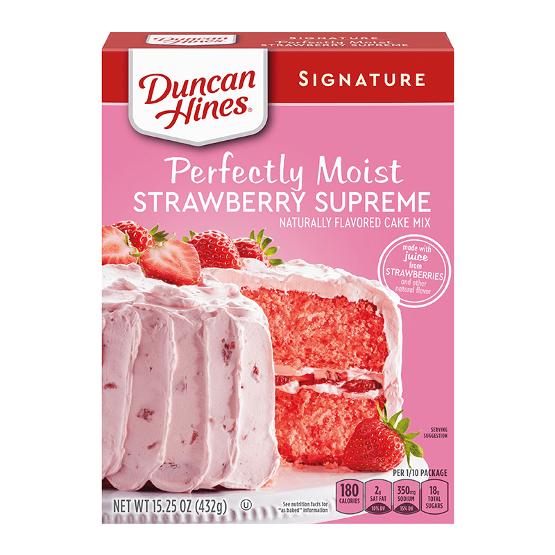 Läs mer om Duncan Hines Signature Perfectly Moist Strawberry Supreme Cake Mix 432g