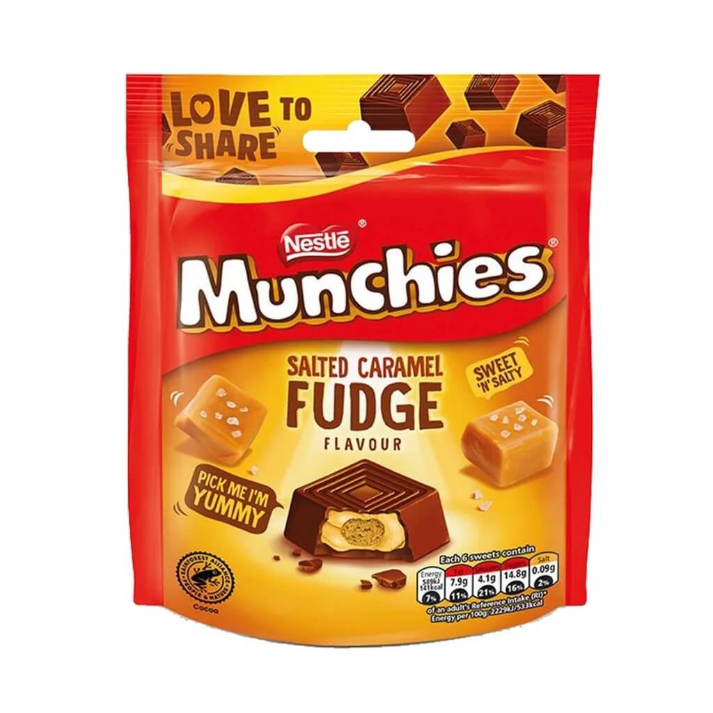 Läs mer om Nestle Munchies Salted Caramel Fudge 101g