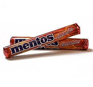 Läs mer om Mentos Rulle Cinnamon 37.5g