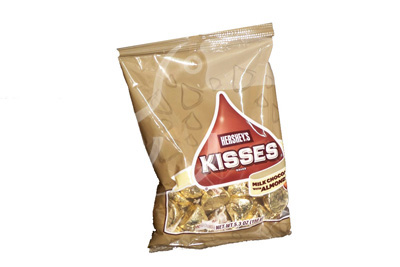 Läs mer om Hershey Kisses With Almonds Bag 150gram